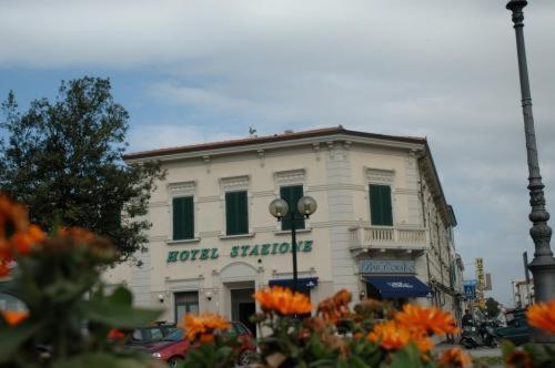 Hotel Stazione Livorno Bagian luar foto