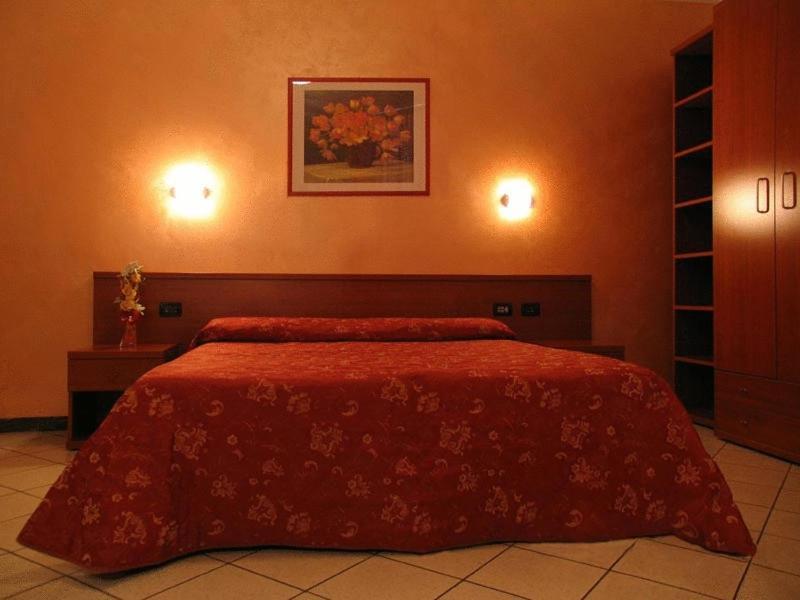 Hotel Stazione Livorno Bagian luar foto