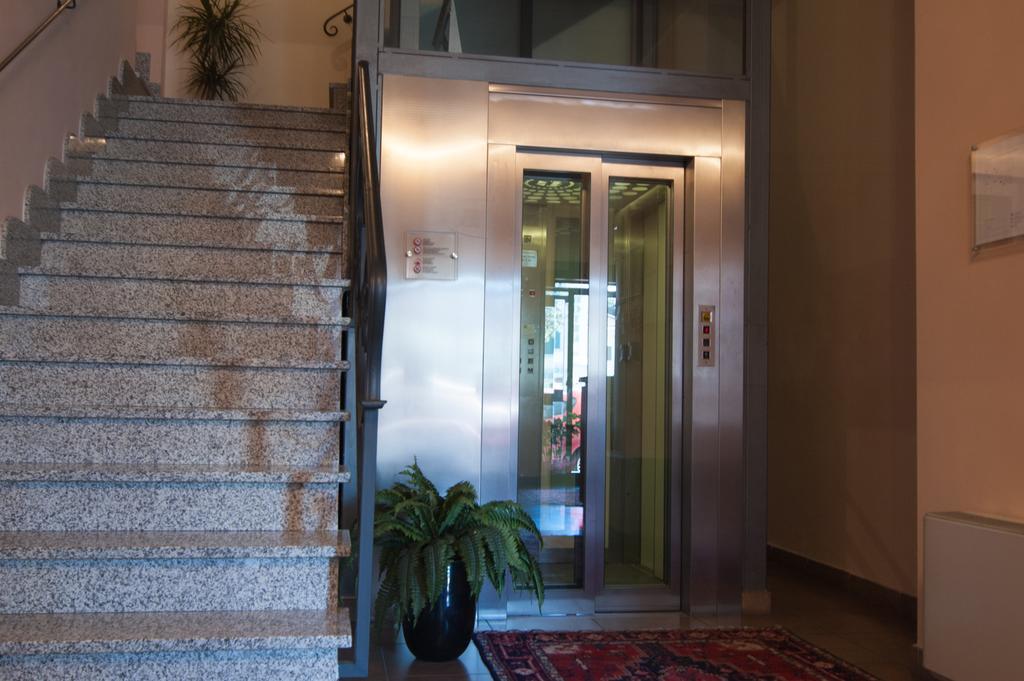 Hotel Stazione Livorno Bagian luar foto